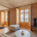 Rent 1 bedroom apartment of 32 m² in Madrid