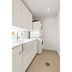 Rent 4 bedroom apartment of 232 m² in New York