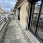 Rent 4 bedroom apartment of 125 m² in Paris 