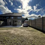 Rent 3 bedroom house of 293 m² in Oosterzele