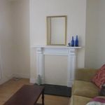 Rent 4 bedroom flat in Wales