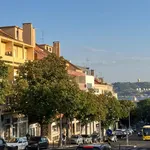 Rent 3 bedroom apartment in Lisbon