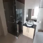 Rent 1 bedroom apartment in Sandton