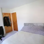 Rent 2 bedroom flat in Uxbridge