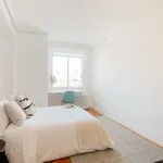 Rent 5 bedroom apartment in Valencia