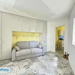 Rent 2 bedroom apartment of 30 m² in Naples