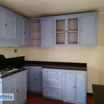 Affitto 5 camera appartamento di 177 m² in Genoa