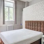 Maison de 210 m² avec 8 chambre(s) en location à Roubaix