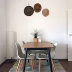 Rent 2 bedroom apartment of 55 m² in lisbon