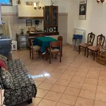 Rent 4 bedroom house of 130 m² in Trevignano Romano