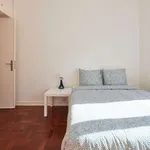 Rent a room in lisbon