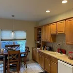 Rent 3 bedroom apartment in South Setauket