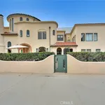 Rent 4 bedroom apartment of 307 m² in hermosa beach