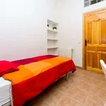 Rent a room of 150 m² in madrid