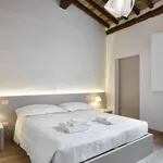 Rent 2 bedroom apartment of 80 m² in florence