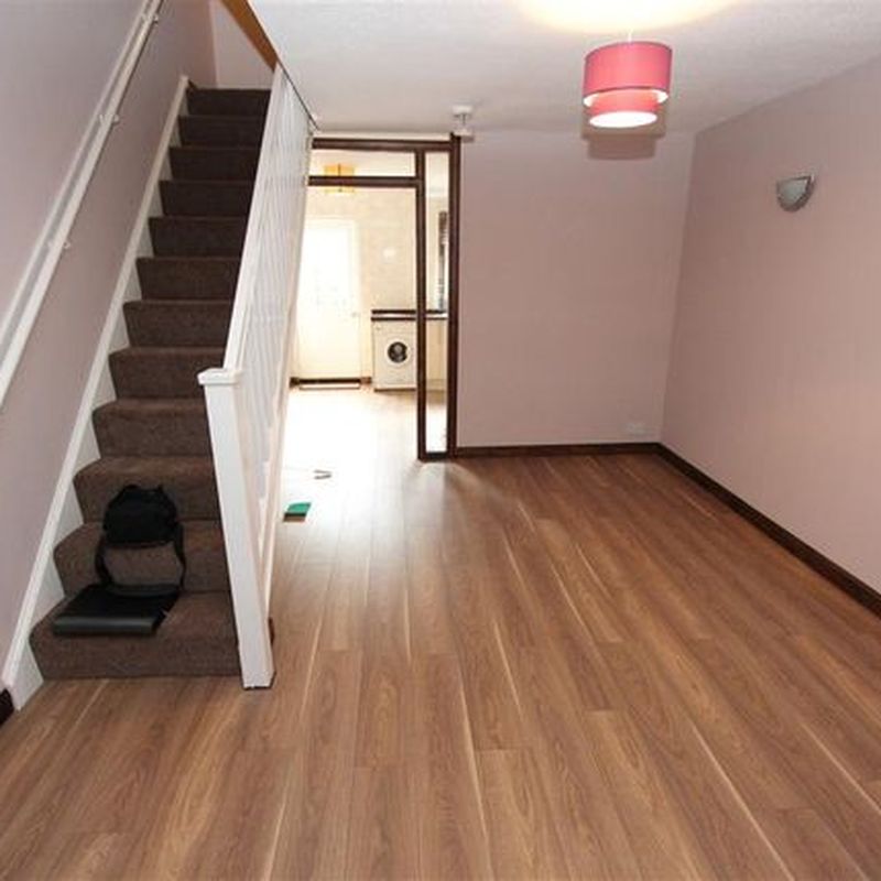 Terraced house to rent in Preston Place, Glasgow G42