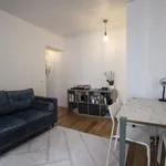 Rent 1 bedroom apartment of 32 m² in Paris