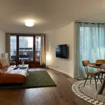 Miete 2 Schlafzimmer wohnung von 85 m² in Berlin