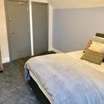 Rent 5 bedroom house in Yorkshire And The Humber