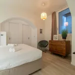 Rent 3 bedroom apartment of 80 m² in Milano