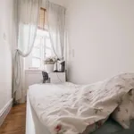 Rent a room in lisbon