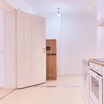 Rent 5 bedroom apartment in Berlin