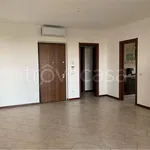 Rent 3 bedroom apartment of 93 m² in Rescaldina