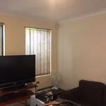 Rent 6 bedroom house in Bentley