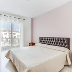 Alquilo 2 dormitorio apartamento de 85 m² en New Golden Mile