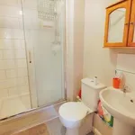 Rent 3 bedroom flat in East Of England