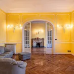 Rent 5 bedroom apartment of 350 m² in Turin