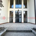 Rent 2 bedroom apartment of 92 m² in Legnano