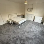 Rent 5 bedroom house in Leicester