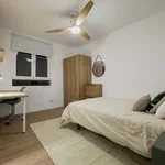 Rent a room of 70 m² in Barcelona