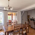 Maison de 80 m² avec 4 chambre(s) en location à Vierzon