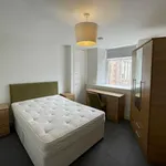 Rent 4 bedroom flat in Scotland