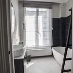 Appartement de 75 m² avec 1 chambre(s) en location à Paris