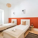 Rent 3 bedroom apartment in lisbon