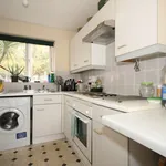 Rent 2 bedroom house in Woking