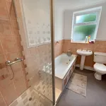 Rent 2 bedroom flat in Salford