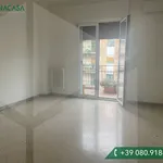 Affitto 3 camera appartamento di 90 m² in Bari