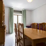 Rent 4 bedroom apartment in Salamanca