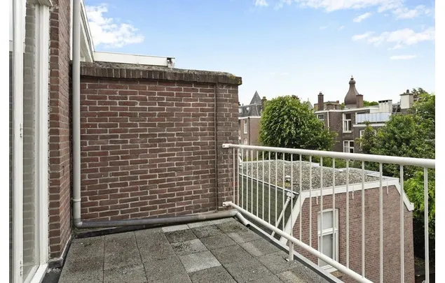 Huur 5 slaapkamer appartement van 134 m² in Den Haag