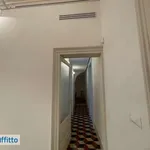 Affitto 4 camera appartamento di 130 m² in Catania