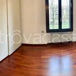 Rent 3 bedroom apartment of 132 m² in Cusago