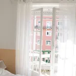 Rent a room in lisbon