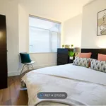 Rent a room in Salford