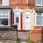 Rent 5 bedroom flat in West Midlands