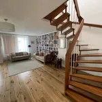 Miete 5 Schlafzimmer wohnung von 240 m² in Vienna