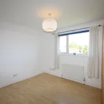 Rent 5 bedroom house in South East England